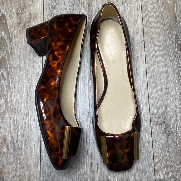 Naturalizer N5 Comfort Brown Tortoise Shell Buckle Frankee Patent Heel Size 5.5 - Picture 2 of 16